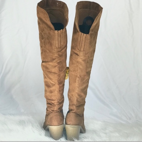 Dolce Vita Over the Knee Boot - Picture 4 of 8